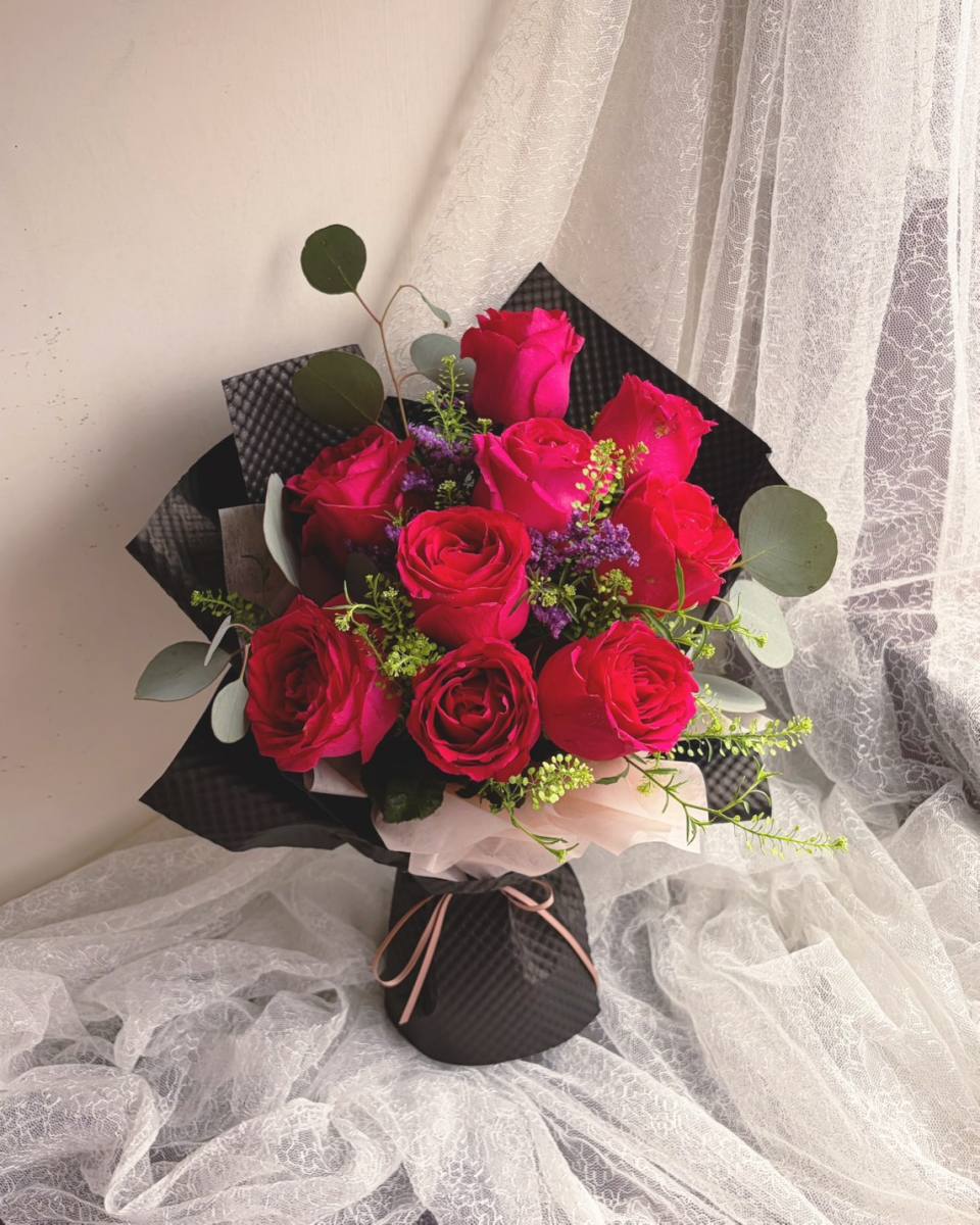 九朵玫瑰經典花束(顏色可指定)-實拍圖片