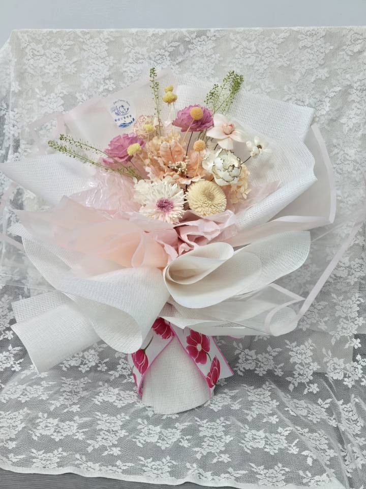 粉白夢幻永生花束-實拍圖片