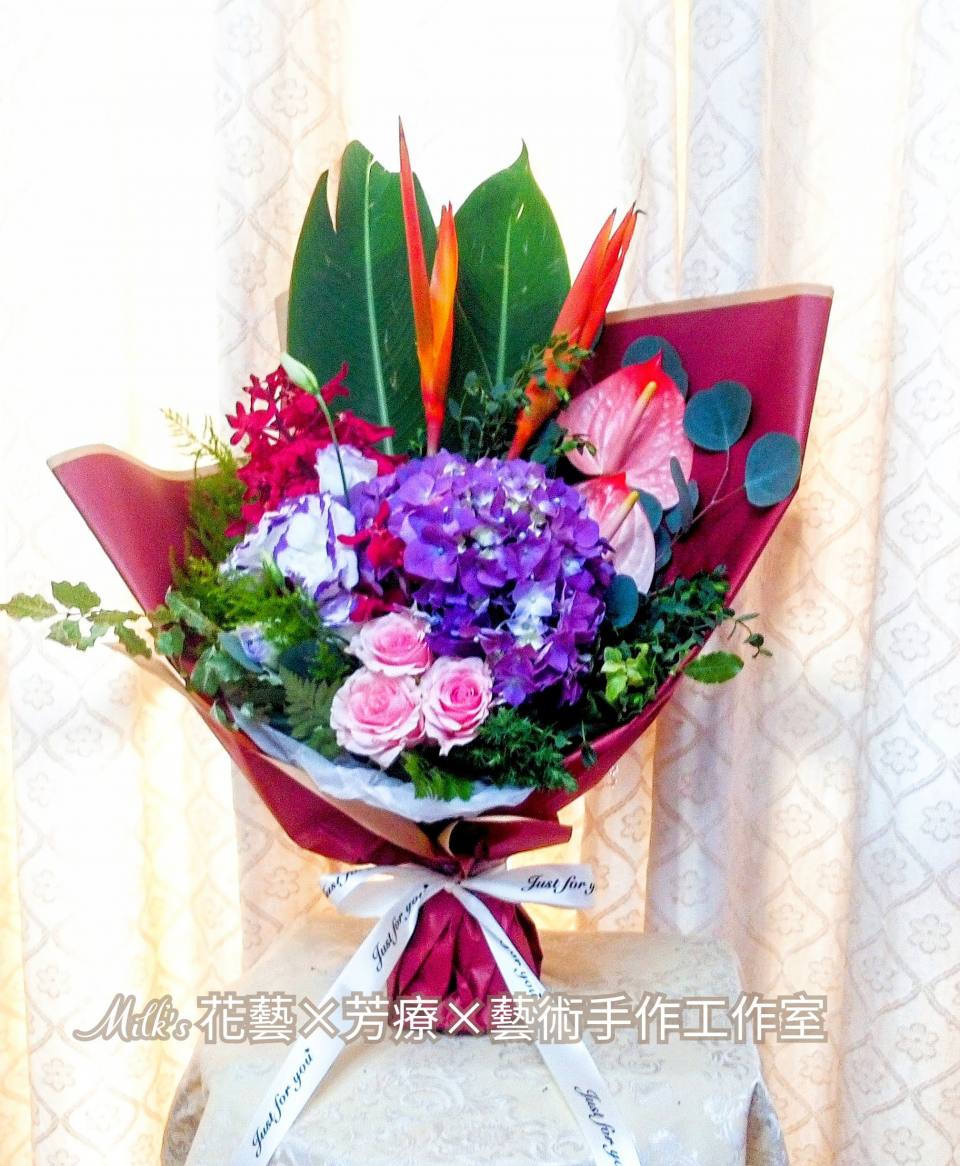 繡球花客製生日花束